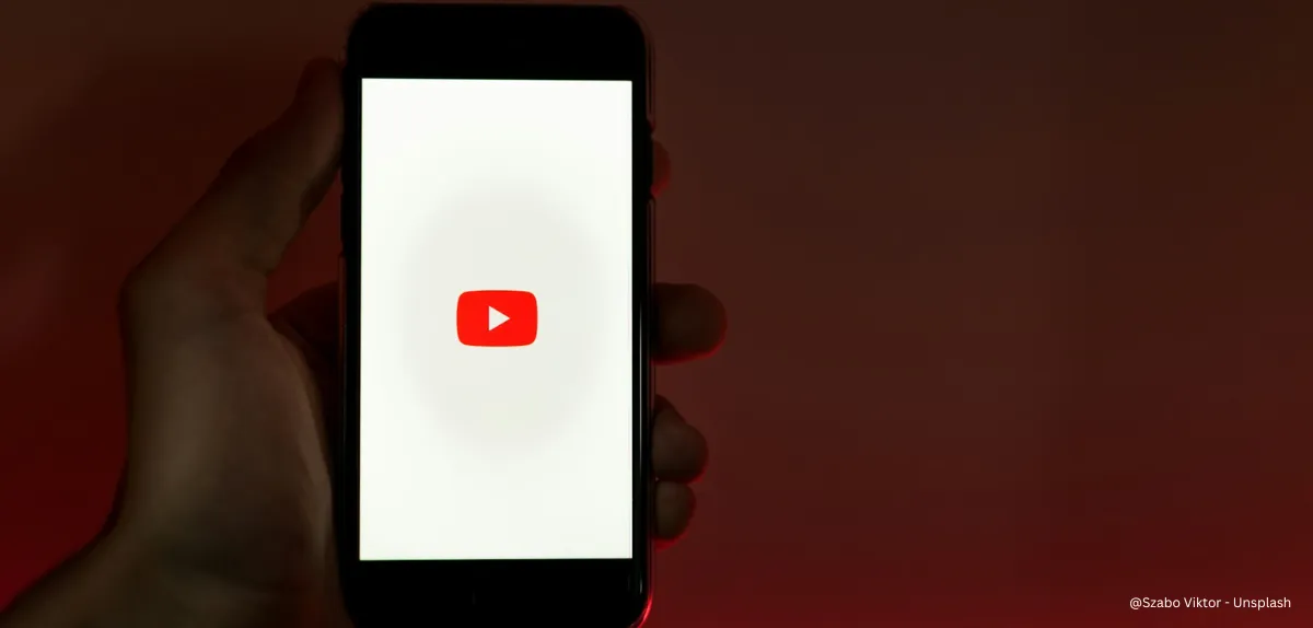 The Right YouTube Banner Size You Need to Know in 2025