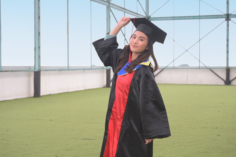 Mommies Daily – Nakeisha Alaika: Aktif di Sekolah, Kini Lolos 6 Universitas Luar Negeri!