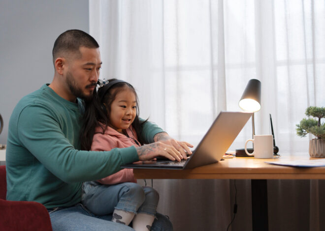 Mommies Daily – Beban Mental Ayah Bekerja yang Seringkali Tak Terungkap. Apa Saja?